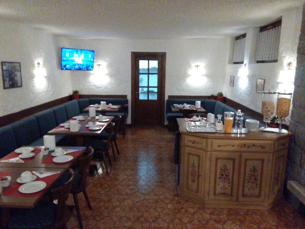 Garni Bucaneve مادونا دي كامبيليو المظهر الخارجي الصورة